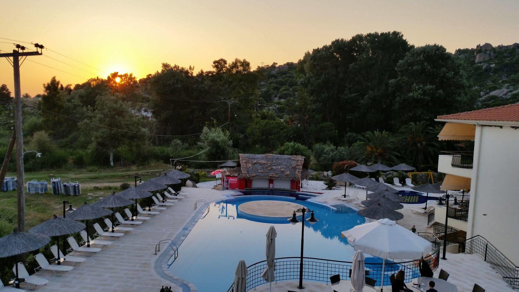 Hotel Makednos Nikiti  Luaran gambar